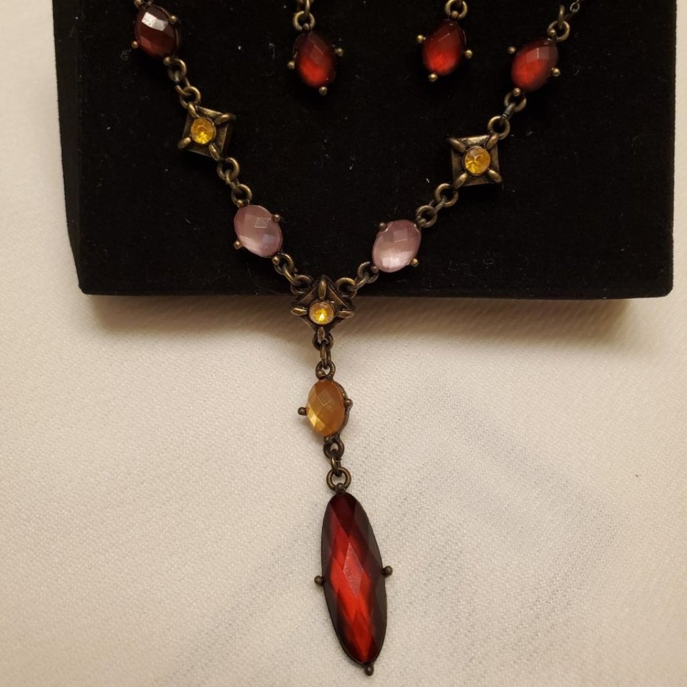 #392 Avon Red "Y" Necklace/Earring Set